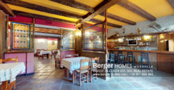 East Marbella – Well equipped Restaurant in the Prestigious Urbanization Marbesa