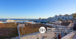 Stunning Luxurious Duplex Penthouse in First Line of Puerto Banús, Marbella