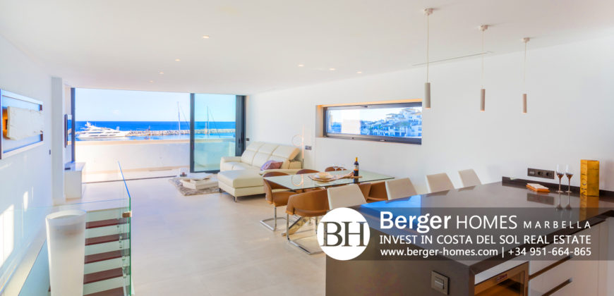 Stunning Luxurious Duplex Penthouse in First Line of Puerto Banús, Marbella