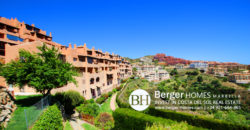 Calahonda – Fantastic 3 bedroom Duplex Penthouse for Sale, Amazing Panoramic Views!