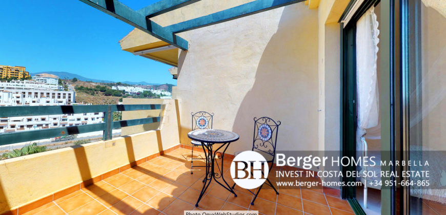 Estepona  – A Joyfull 3 bedroom duplex penthouse for Sale at Selwo, that could be your Happy Home :-)