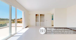 Benahavis – Superb Villa for Sale with Stunning Golf Views at the El Paraiso Golf Club