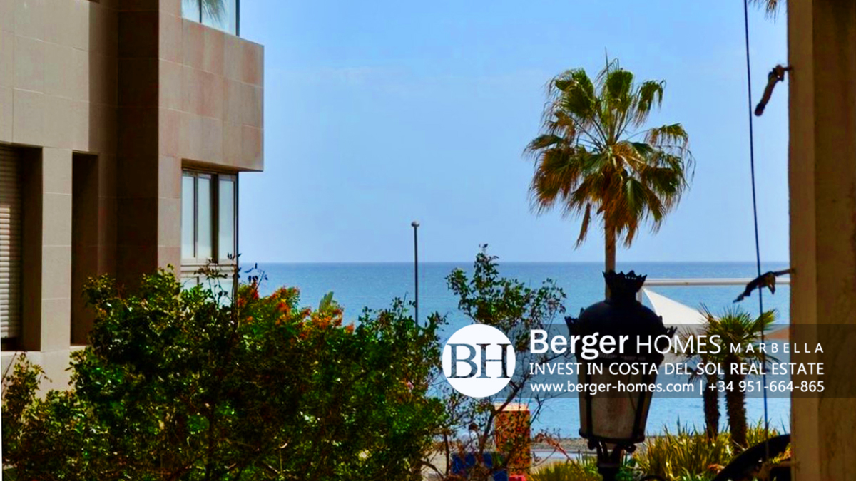 Estepona – Fully Renovated 3 Bed Apartment Just few meters from the Beach of Estepona Center