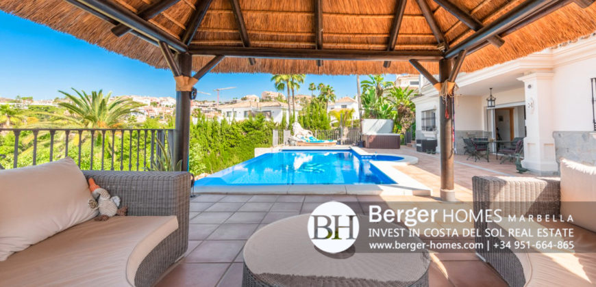 Nueva Andalucia – Superb 4 Bed Family Villa with Magnificent Panoramic Views