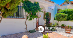 El Paraiso – Exquisite One Level Bungalow in turn key condition in El Parasio Cortes Del Golf