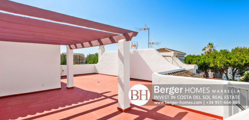 Estepona – Exceptionally Spacious Beach-side Penthouse for Sale