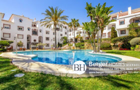 Marbella – 3 Bedroom Middle Floor Apartment for sale in Reserva de Marbella