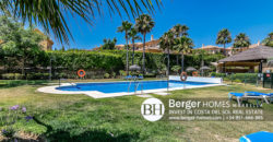 4 bed Semi-Detached Villa for sale in Los Flamencos Riviera del Sol