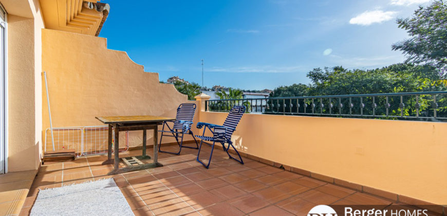 3 Bedroom House for Sale in Urb. Los FLamencos – Riviera del Sol