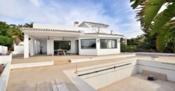 3 Bed Fully Renovated Detached Villa for sale in Carib Playa, Marbella Beachside villa in Elviria – East Marbella