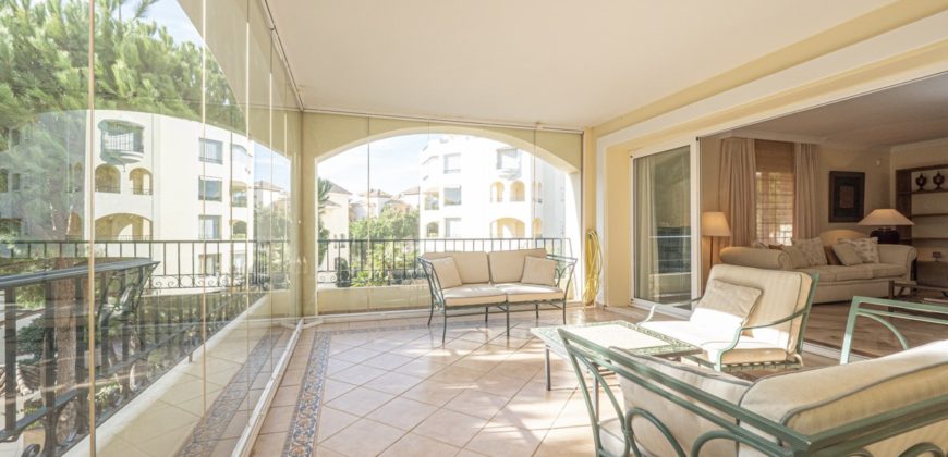 Awesome 3 bedroom Apartment for sale in Hacienda Playa with a huge southwest facing sea view terrace – Elviria – EAST MARBELLA