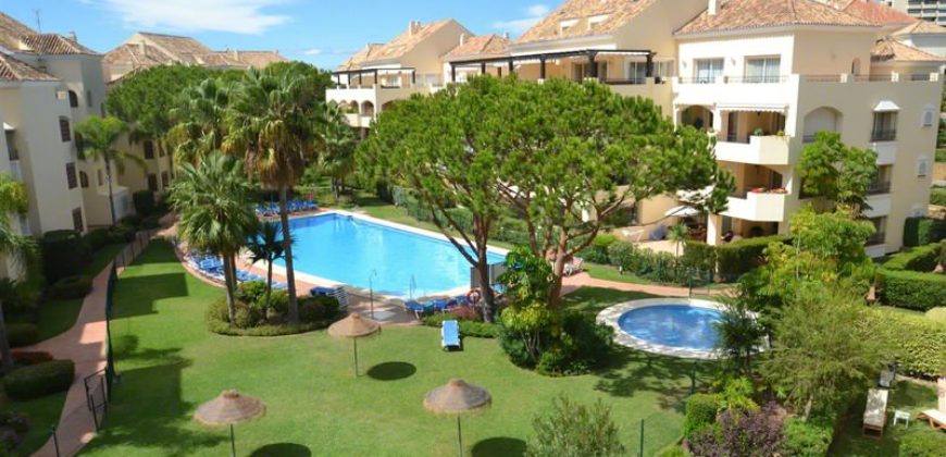 Awesome 3 bedroom Apartment for sale in Hacienda Playa with a huge southwest facing sea view terrace – Elviria – EAST MARBELLA