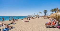 Charming Bargain Apartment in Marbella centre by the Beach