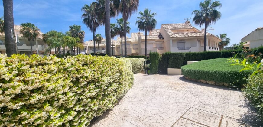 Fantastic fully renovated townhouse in the prestigious Arenal I urbanization in Costabella Beachside by the famous Bono Beach Marbella