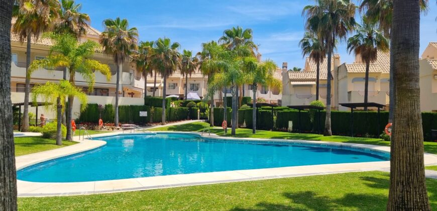 Fantastic fully renovated townhouse in the prestigious Arenal I urbanization in Costabella Beachside by the famous Bono Beach Marbella