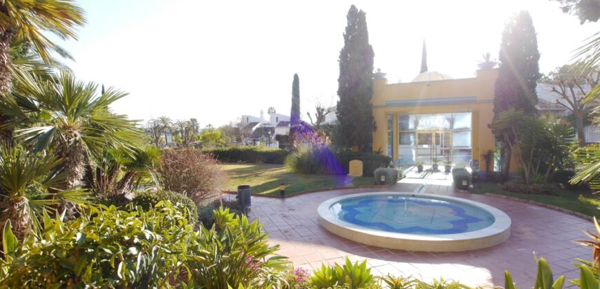 Beautiful 3 bed Beach Apartment for sale in Bahia de Marbella – Ground Floor Apartment