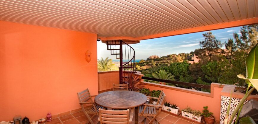 La Mairena – Beautiful penthouse for sale in the El Vicario urbanization in La Mairena (Elviria alta)