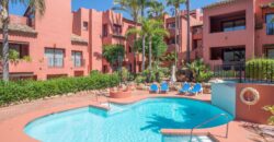 Elviria Beachside – Spectacular apartment in the exclusive Urbanization Jardines de Don Carlos – Elviria (Marbella).