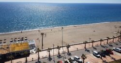 Fuengirola, Carvajal – BEACHFRONT Penthouse apartment with panoramic views in Carvajal, Fuengirola