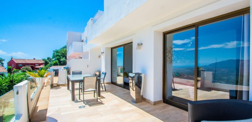 Spacious 2 Bedrooms Apartment in La Mairena wirth Spectacular Sea and Mountain Views R4349887