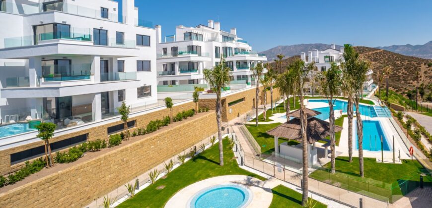 Contemporary and modern apartment for sale in SANTA BARBARA HEIGHTS – MIJAS COSTA REF# R4225729