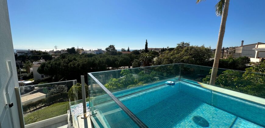 Contemporary and modern apartment for sale in SANTA BARBARA HEIGHTS – MIJAS COSTA REF# R4225729