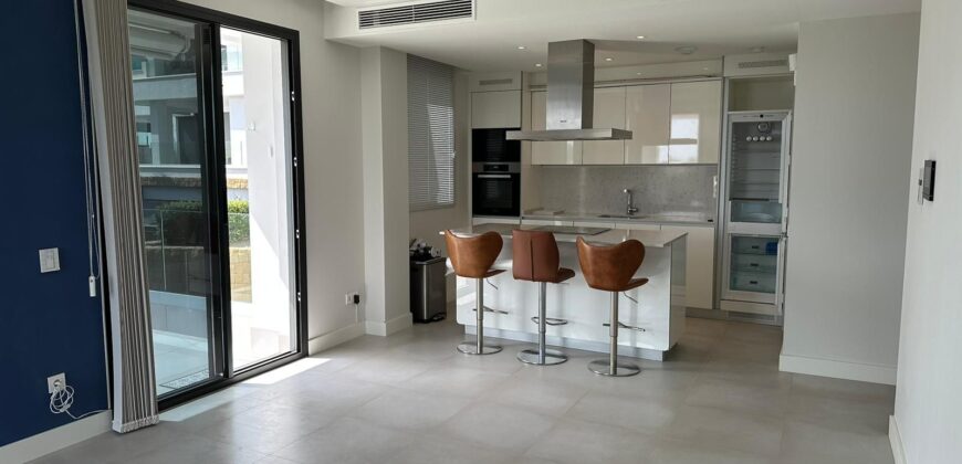 Contemporary and modern apartment for sale in SANTA BARBARA HEIGHTS – MIJAS COSTA REF# R4225729