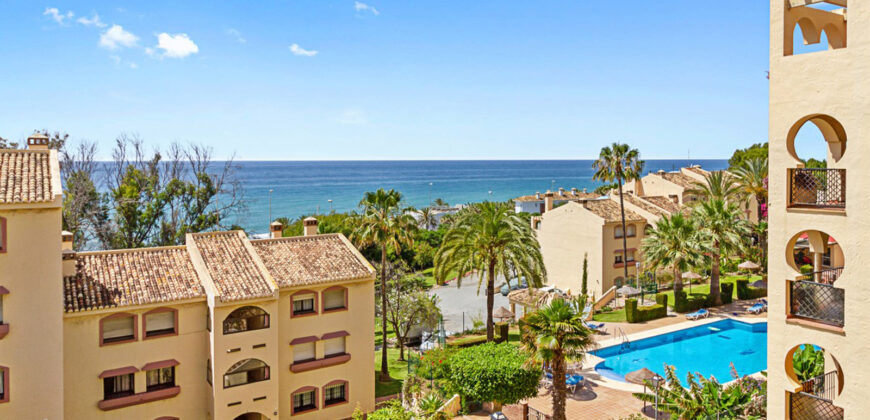 Beautiful beachside Holiday Apartment for sale in Torreoceano, Torrenueva, close to La Cala de Mijas area