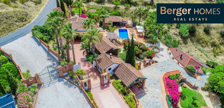 Exceptional investment opportunity: a stunning rural complex with seven fully independent houses in Valtocado Mijas