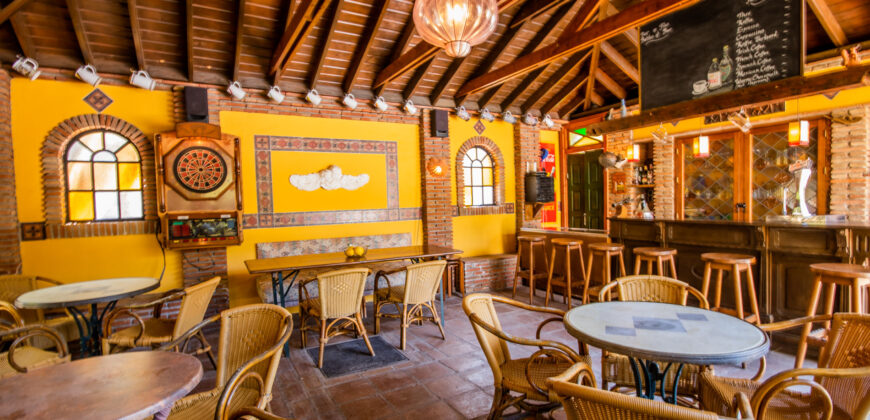 Exceptional investment opportunity: a stunning rural complex with seven fully independent houses in Valtocado Mijas