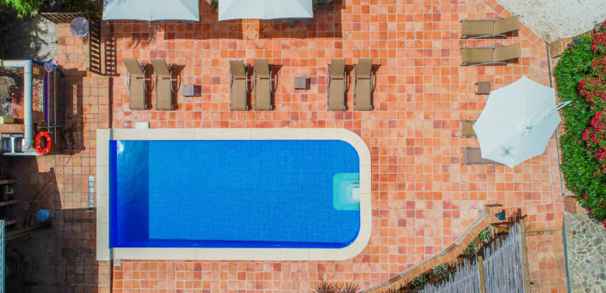 Exceptional investment opportunity: a stunning rural complex with seven fully independent houses in Valtocado Mijas