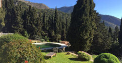 ***Villa Investment opportunity with lot’s of potential in Mijas Pueblo***