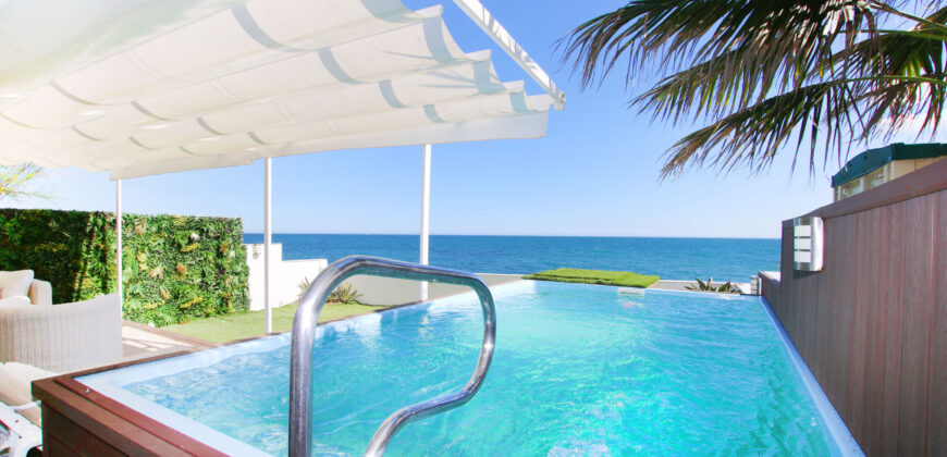 Waterfront Duplex for sale in Bahia Dorada Estepona