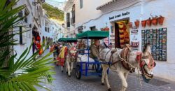 ***Villa Investment opportunity with lot’s of potential in Mijas Pueblo***