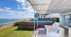 Waterfront Duplex for sale in Bahia Dorada Estepona