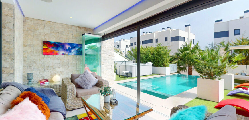 Stunning Luxury Villa for Sale in La Cala de Mijas