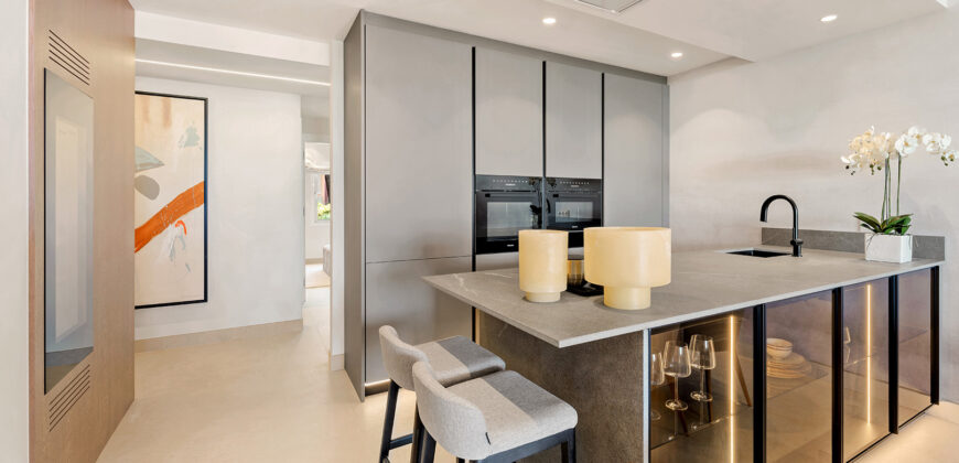 Ground Floor Apartment in Estepona Menara Beach 1201