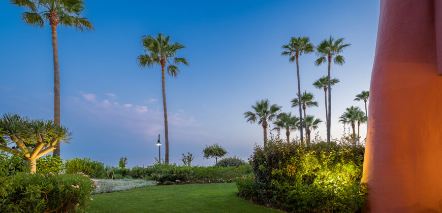 Ground Floor Apartment in Estepona Menara Beach 1201