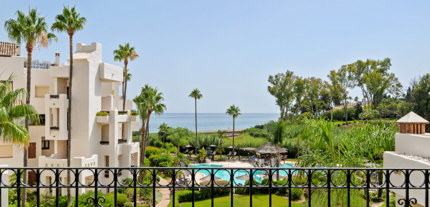 Middle Floor Apartment in Bahia del Velerin 3.5 5 star urbanisation in Estepona East