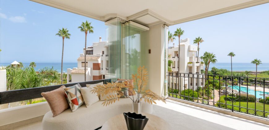 Middle Floor Apartment in Bahia del Velerin 3.5 5 star urbanisation in Estepona East