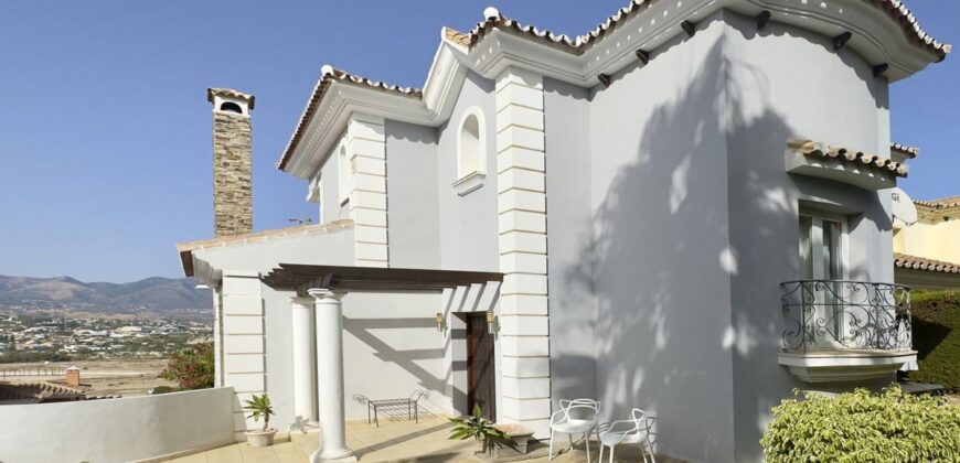 Dream Family Home in Cerrado del Aguila with Panoramic Views in Mijas