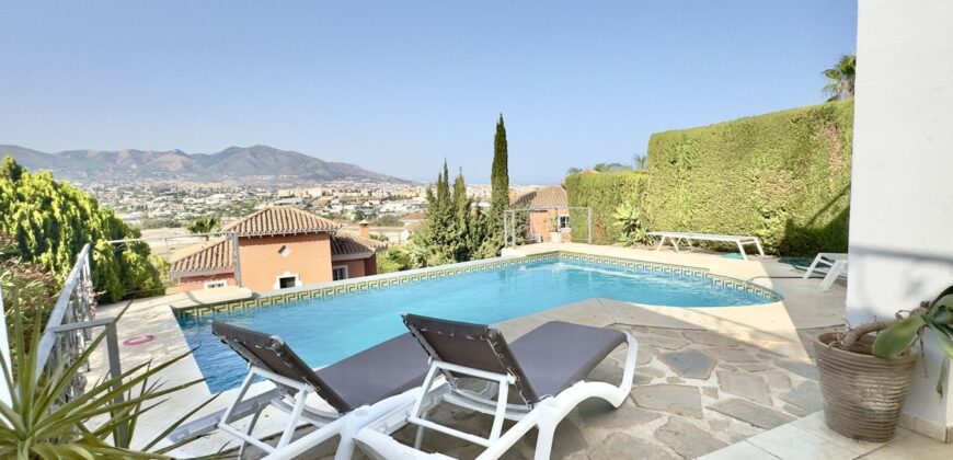 Dream Family Home in Cerrado del Aguila with Panoramic Views in Mijas