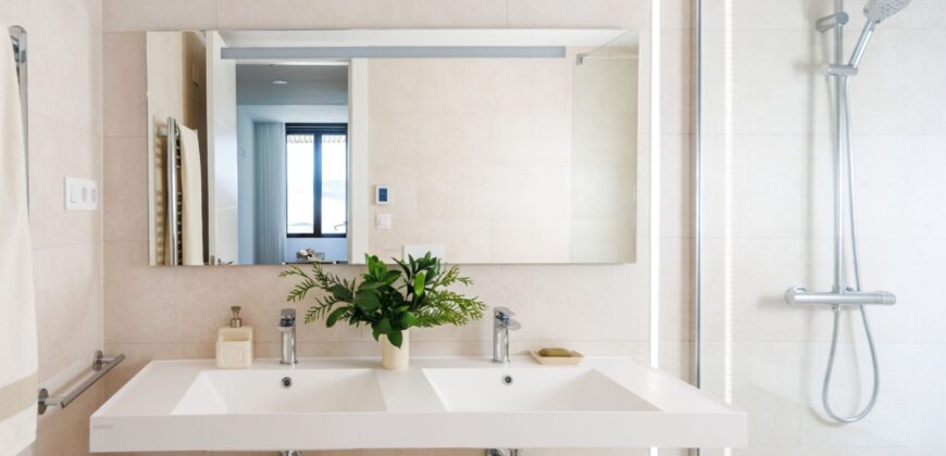 Jade Tower – LAST UNITS!! Key-ready luxury apartments in Fuengirola by the beach side