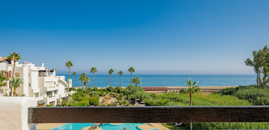 Penthouse Bahia del Velerin 1.6 – BEACHFRONT LUXURRIOUS FIVE STAR URBANISATION – New Golden Mile Estepona