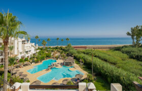 Penthouse Bahia del Velerin 1.6 – BEACHFRONT LUXURRIOUS FIVE STAR URBANISATION – New Golden Mile Estepona