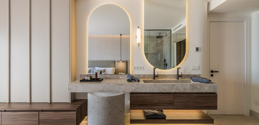 Penthouse Bahia del Velerin 1.6 – BEACHFRONT LUXURRIOUS FIVE STAR URBANISATION – New Golden Mile Estepona