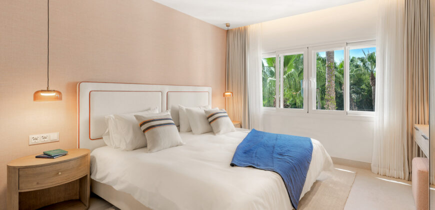 Penthouse Bahia del Velerin 1.6 – BEACHFRONT LUXURRIOUS FIVE STAR URBANISATION – New Golden Mile Estepona