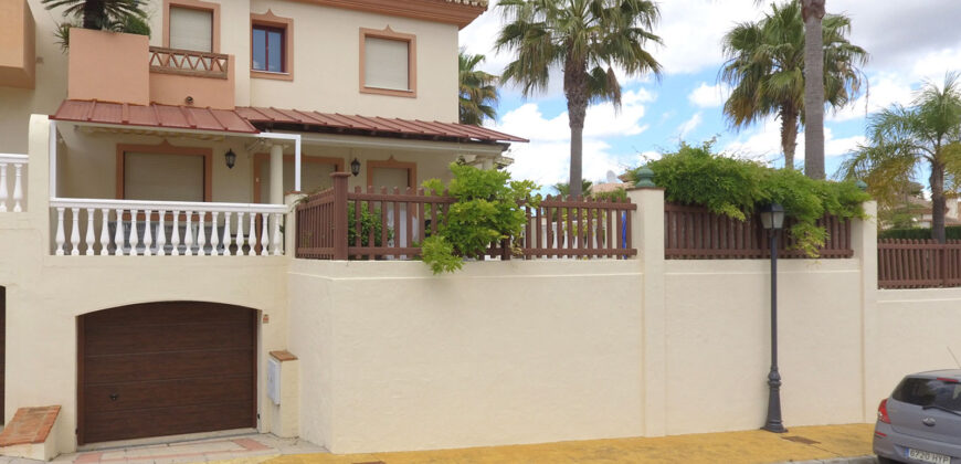 SOLD! semi Detached villa in Private urbanisation Coin, Los Nebrales