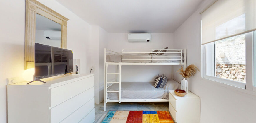 Waterfront Duplex for sale in Bahia Dorada Estepona