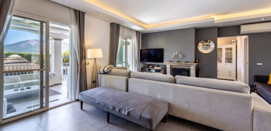 STUNNING SIX BEDROOM FULLY REFORMED AND UPGRADED VILLA for sale in Las Delicias Coin